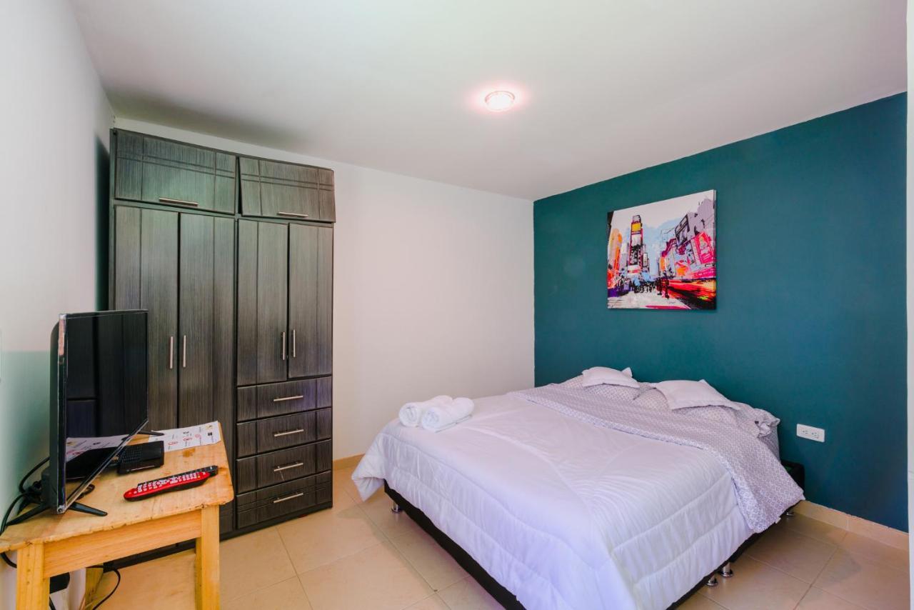 Hostal Dona Eliza โบโกตา ภายนอก รูปภาพ