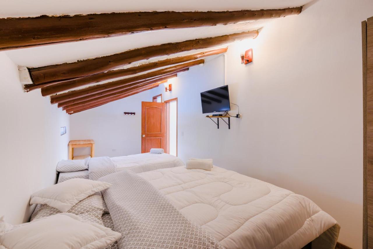Hostal Dona Eliza โบโกตา ภายนอก รูปภาพ